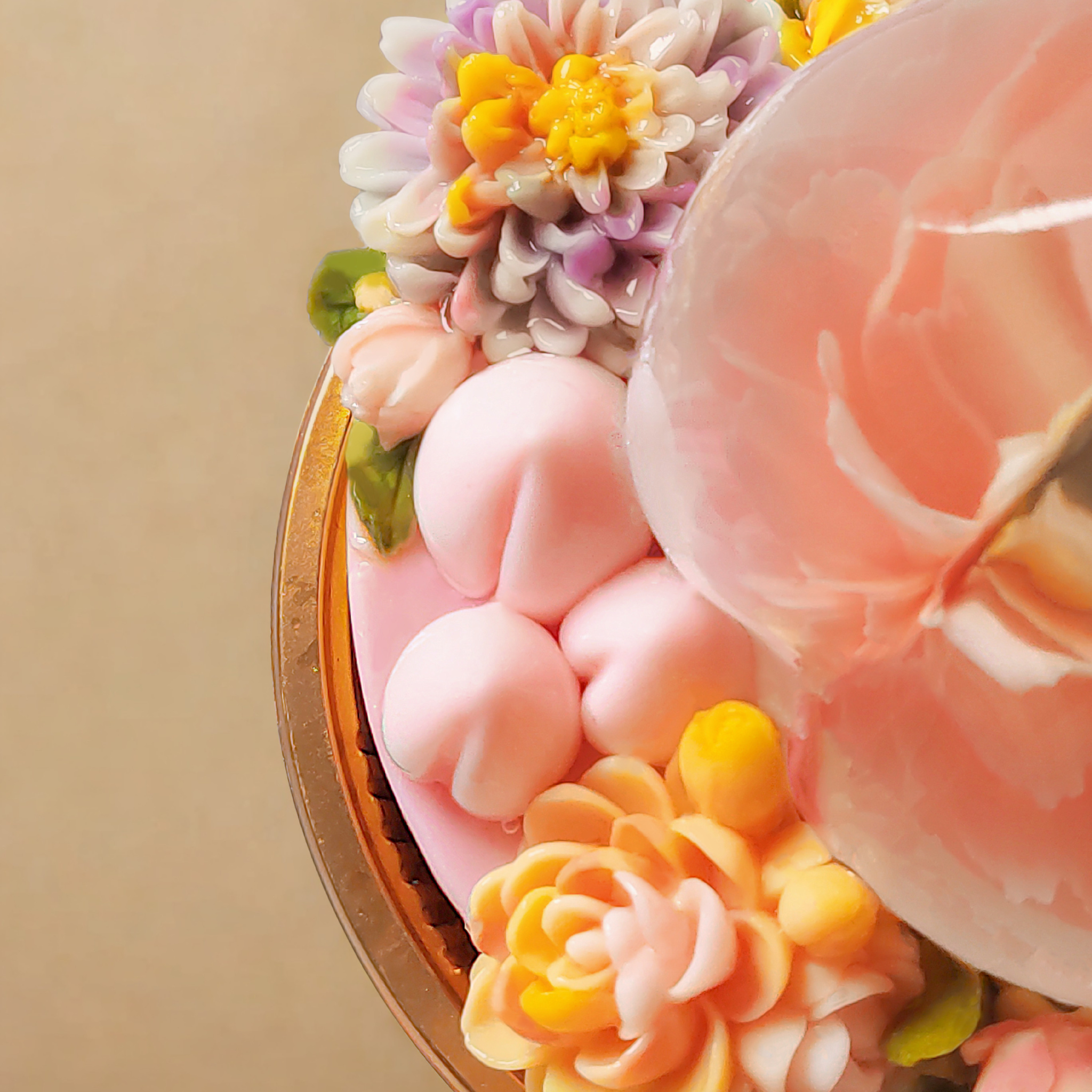 Longevity Crystal Peach & Joyful Koi Pond